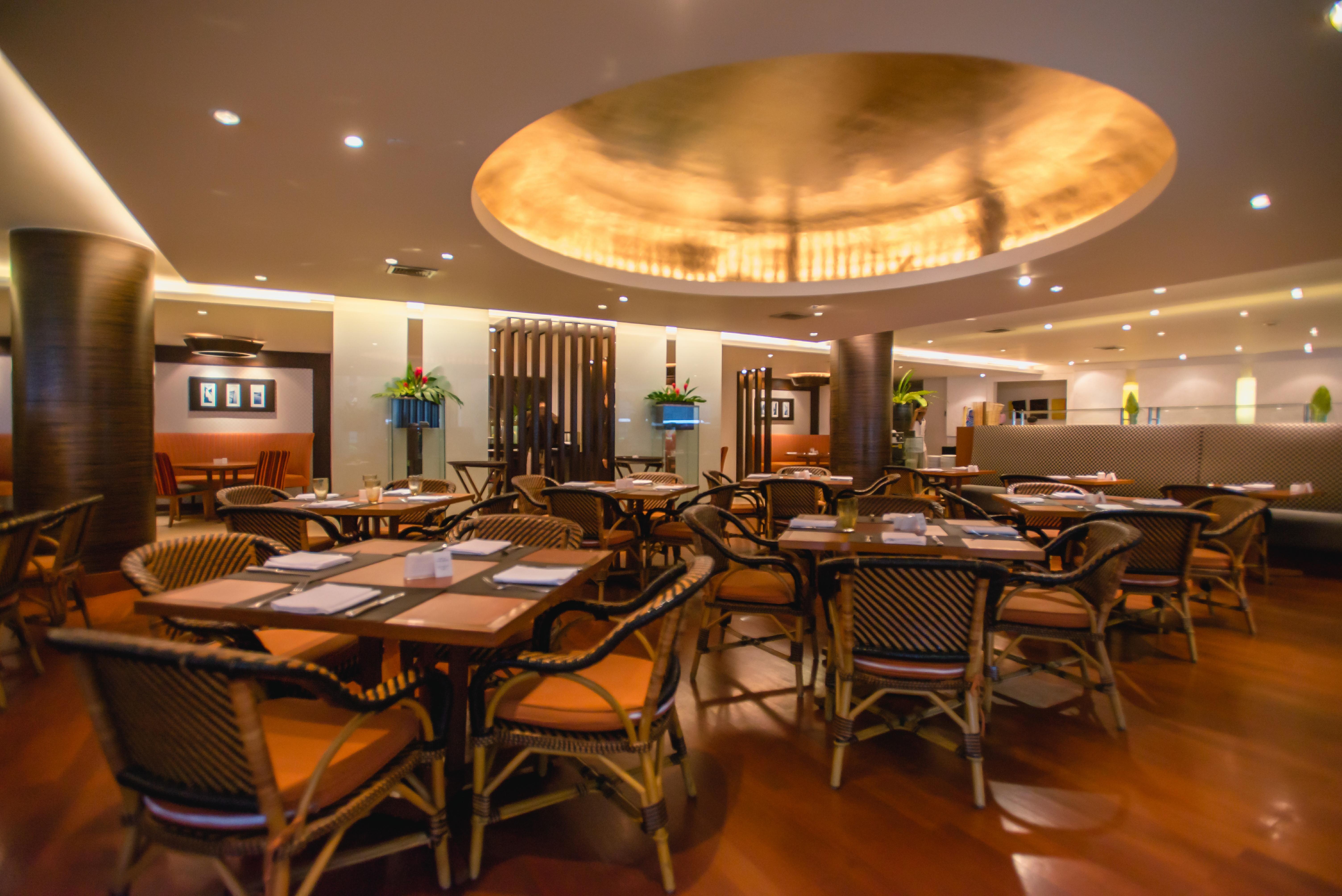 Nh Bangkok Sukhumvit Boulevard Екстер'єр фото The interior of the restaurant