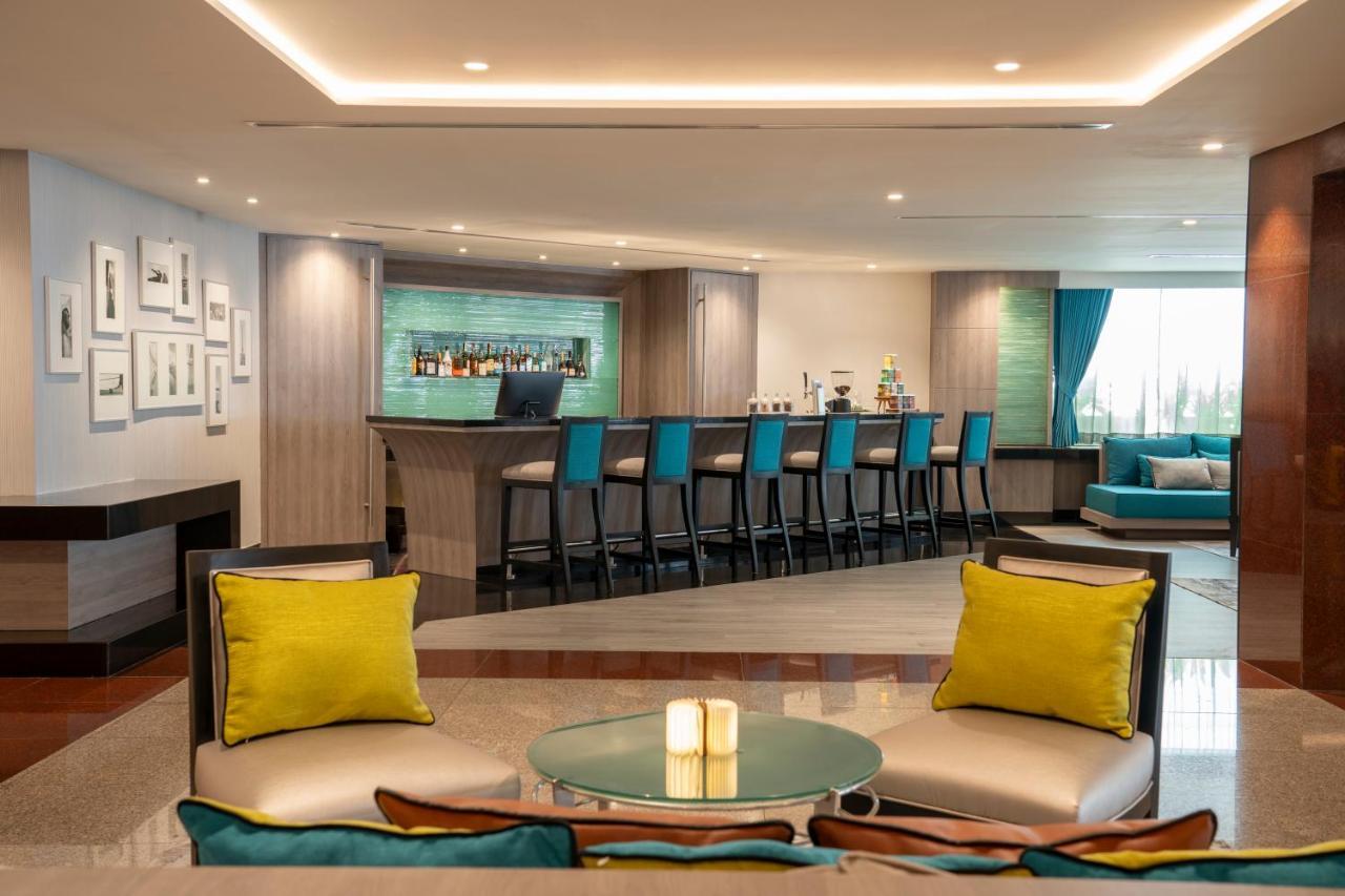 Nh Bangkok Sukhumvit Boulevard Екстер'єр фото The bar at the hotel